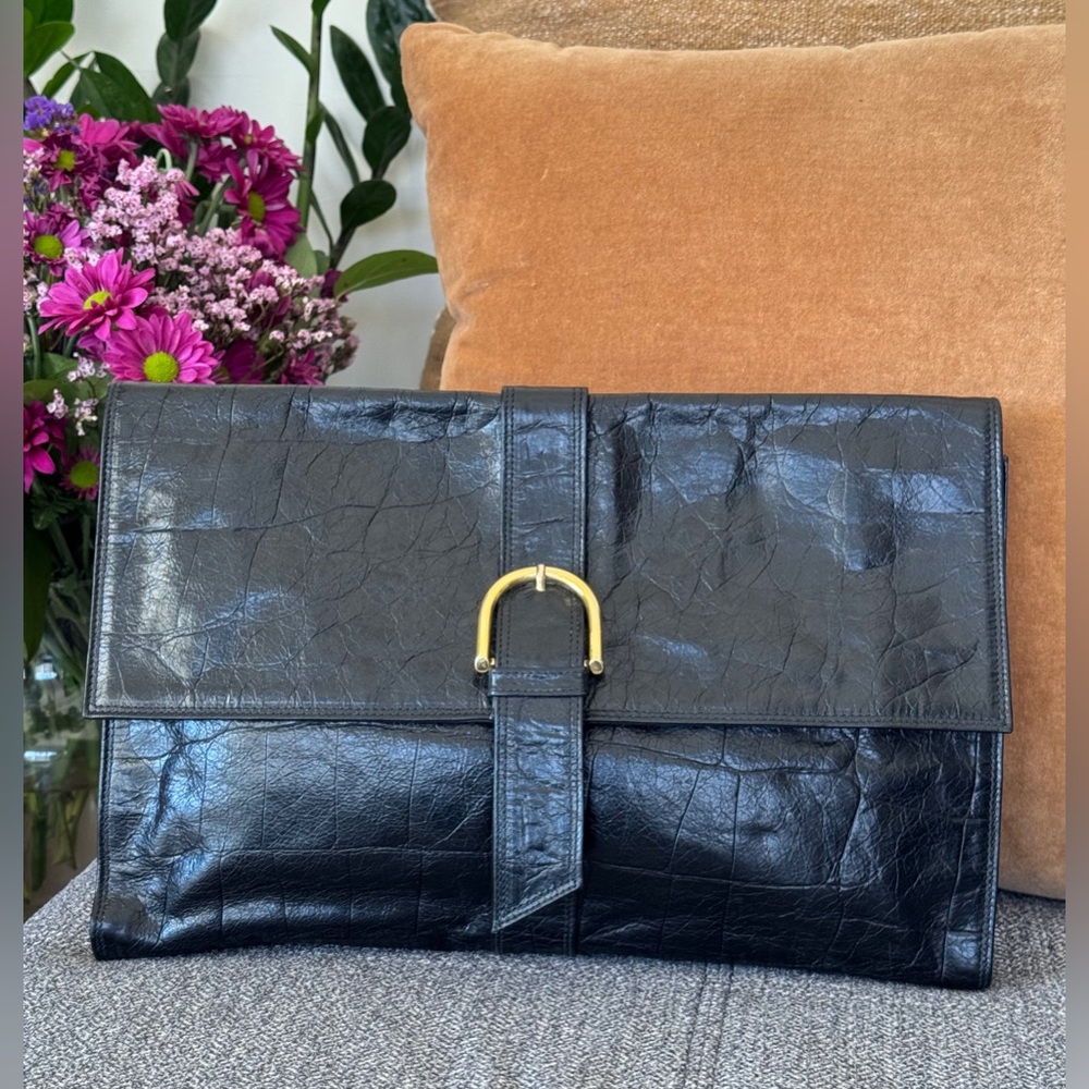 Danielle Nicole Black Croc-Embossed Large Clutch with Gold Hardware - Picture 12 of 12